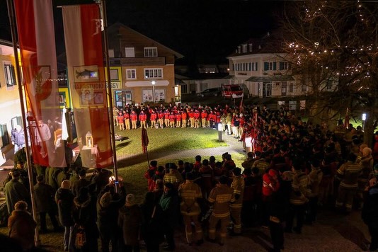 Friedenslichtübergabe